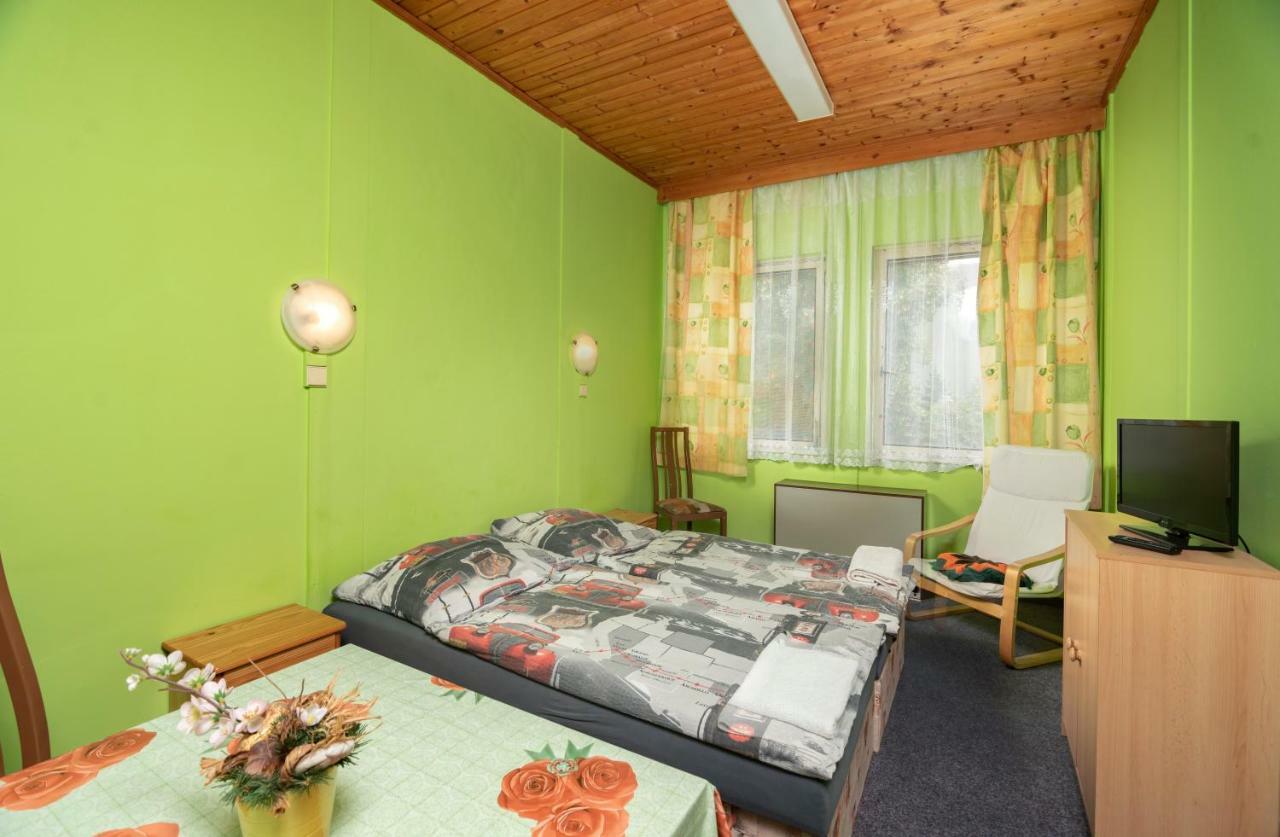 Ubytovna Z-Sport Nové Město nad Metují Extérieur photo