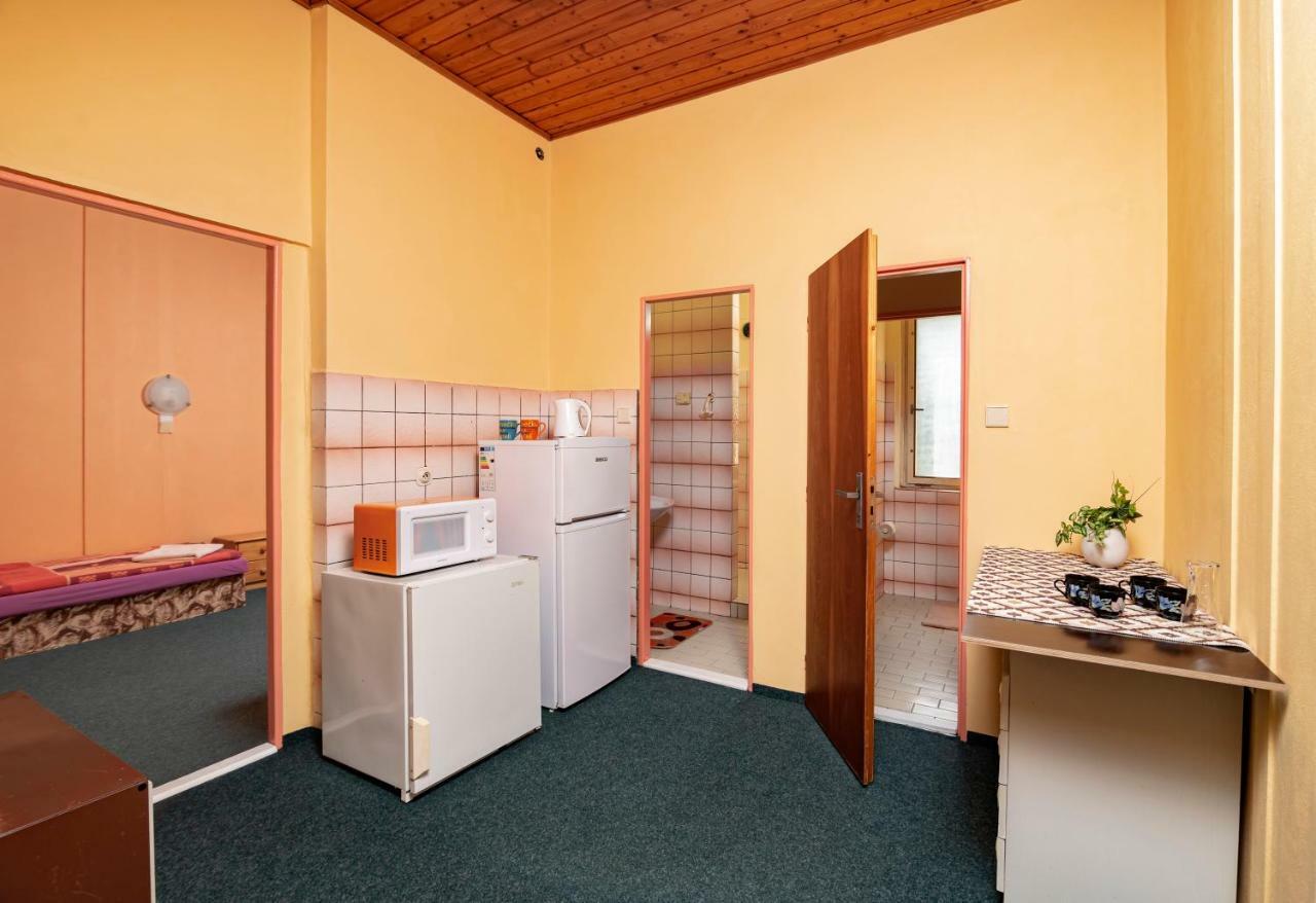 Ubytovna Z-Sport Nové Město nad Metují Extérieur photo