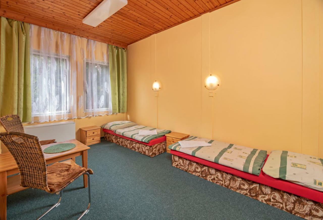 Ubytovna Z-Sport Nové Město nad Metují Extérieur photo
